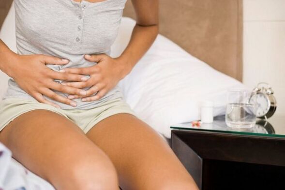 Abdominal pain and worms